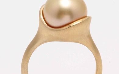 No reserve price - 18 kt. Yellow Gold - 11mm Golden South Sea Pearl - Ring