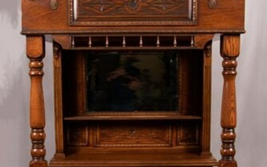 OAK & STAINED GLASS BAR, C. 1920