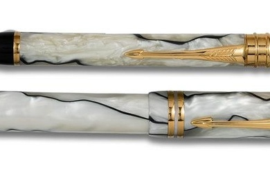 PARKER DUOFOLD CENTENNIAL PEARL WRITING SET CONSISTING OF FOUNTAIN PEN AND MECHANISM