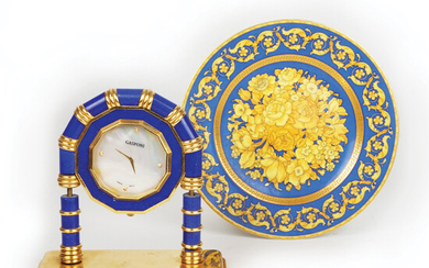 Piatto in porcellana Floralia Blue, Versace per Rosenthal, d. cm. 18 UNITO a...