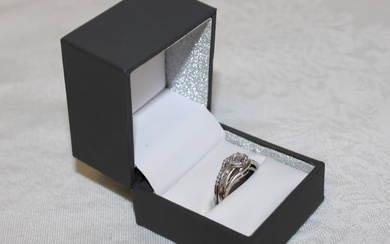 Platinum & diamond 2 piece wedding set