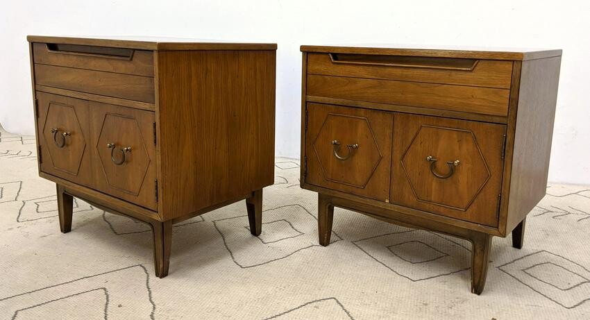 Pr Mid Century Modern Night Stands Side Tables. Single