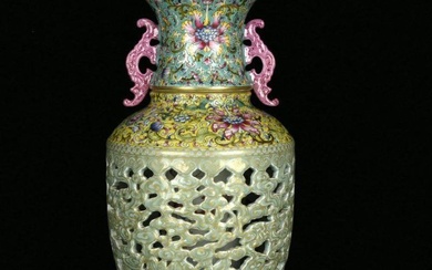 Qing Dynasty Qianlong bean green glaze carved hollow enamel color painted gold cloud blessing vase