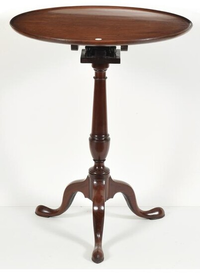 Queen Anne mahogany tilt top tea table with birdcage