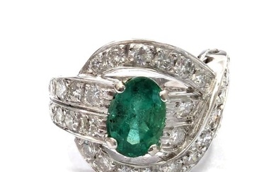 Ring - White gold Oval Emerald - Diamond