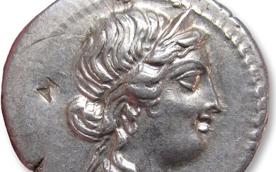Roman Republic (Imperatorial). Julius Caesar. Denarius mobile military mint moving with Caesar in North Africa, 48-47 B.C. - beautiful sharp strike