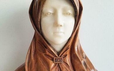 Sculpture, Bust of a saint - signed 'O Cnudde' (1) - Alabaster, Wood - Late 19th century