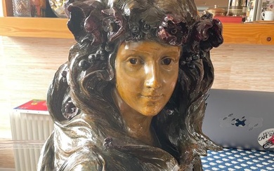 Sculpture, Buste Art Nouveau - 55 cm - Ceramic
