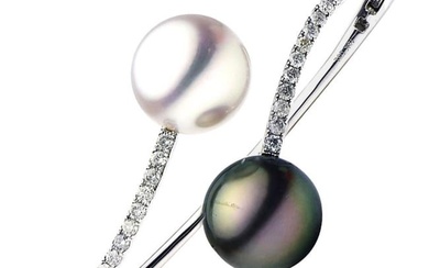 South Sea Pearl & Tahitian Diamond Bypass Bangle Bracelet 1.03 CTTW 12-13MM 18KT