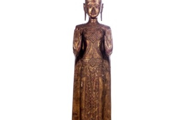 Statue thaïlandaise en bois sculpté rouge et or