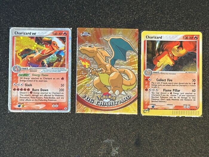 The Pokémon Company - Pokémon - Trading card charizard 3 trading cards holo wotc