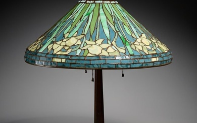 Tiffany Studios (manner), 'Daffodil' table lamp