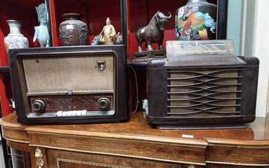 Two 1940s Philips Bakelite radios {34 cm H x 53 cm W x 23 cm...