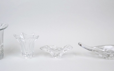 Un ensemble en cristal comprenant : - DAUM... - Lot 261 - Morand & Morand