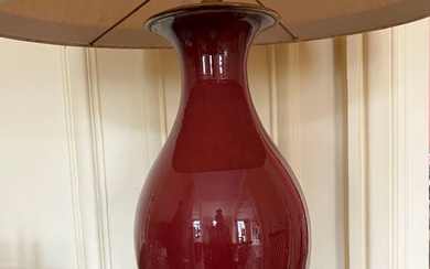 Vase en céramique sang de beuf monté en lampe H.... - Lot 261 - Daguerre