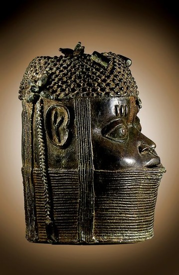 Very important Benin Head - brass - benin - Nigeria