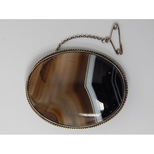 Victorian Banded Agate Brooch Mounted in Silver with Safety ...
