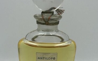 Weil. Antilope. Flacon en verre étiquette titré Antilope Weil...