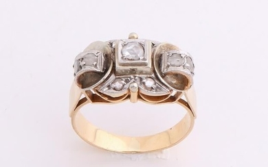 Yellow gold ring, 585/000, with diamond. Ring with