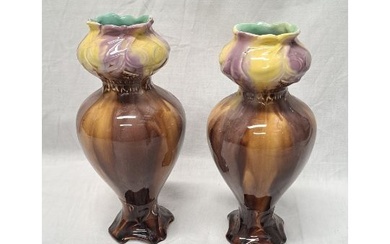 Zwei Jugendstil Porzellan Vasen