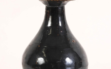 iGavel Auctions: Chinese Henan Black Glazed Stoneware Pear Form Jar FR3SHLM