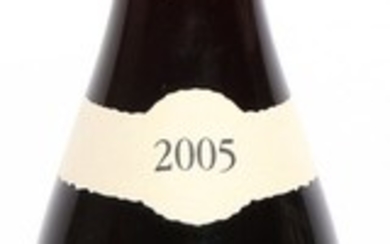 1 bt. Chambolle Musigny 1. Cru “Les Amoureuses”, Domaine Bertheau 2005 A (hf/in).