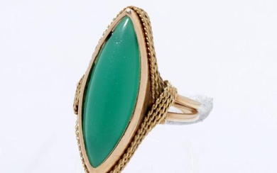 18 Kt. gouden ring bezet met groene steen,...