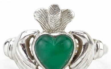 18ct white gold emerald Claddagh ring, size L, 4.3g