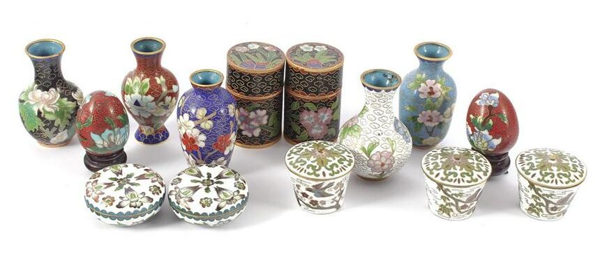 5 Oriental cloisonne vases