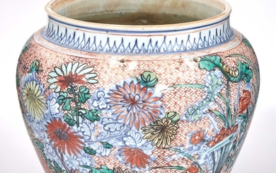 Chinese Wucai Glazed Vase
