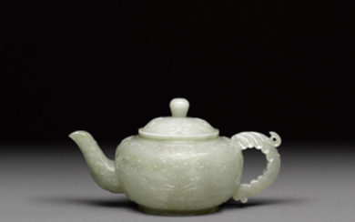 A pale green jade teapot and cover