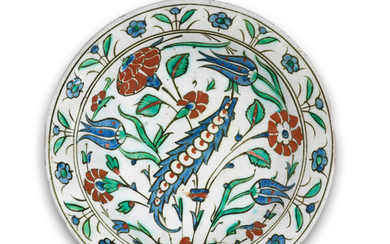 An Iznik pottery dish, Turkey, late 16th Century