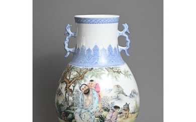 A CHINESE FAMILLE ROSE ENAMELLED PORCELAIN HU JAR, 20TH CENT...