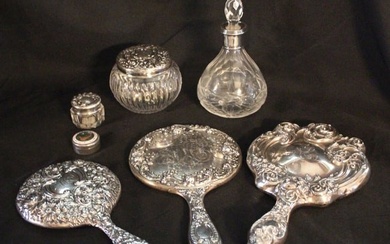 A COLLECTION OF STERLING SILVER DRESSER ITEMS C. 1900