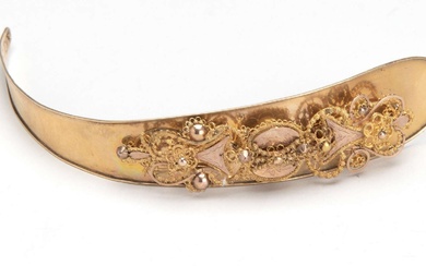 A Dutch gold traditional forehead piece