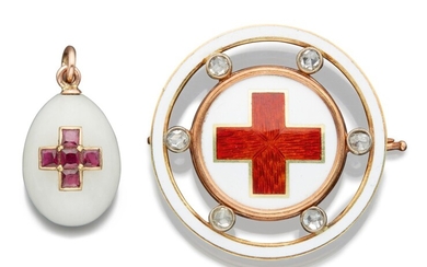 A FABERGÉ GOLD AND JEWELLED HARDSTONE EGG PENDANT AND A JEWELLED GOLD AND ENAMEL RED CROSS BROOCH, THE PENDANT, WORKMASTER MICHAEL PERCHIN, ST PETERSBURG, CIRCA 1890; THE BROOCH, WORKMASTER AUGUST HOLLMING, ST PETERSBURG, 1899-1903