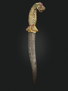 A GOLD GEM SET HILTED DAGGER (KINJAL), TANJORE OR MYSORE, SOUTH INDIA, 1790-1810