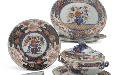 A GROUP OF CHINESE IMARI SERVING WARES