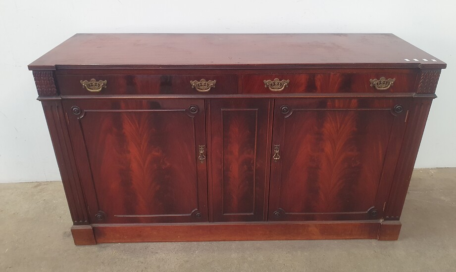 A PERIOD STYLE MAHOGANY SIDE CABINET