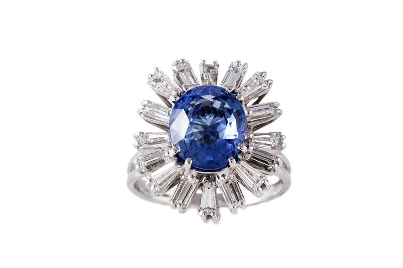 A SAPPHIRE AND DIAMOND CLUSTER RING, with GRS cert stating t...