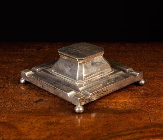 A Silver Ink Stand by Finnigans Ltd hallmarked Birmingham 1944. The inkwell raised up in the centre