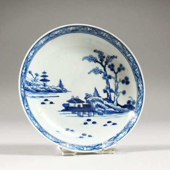 A WORCESTER BLUE AND WHITE SAUCER "The Cannonball