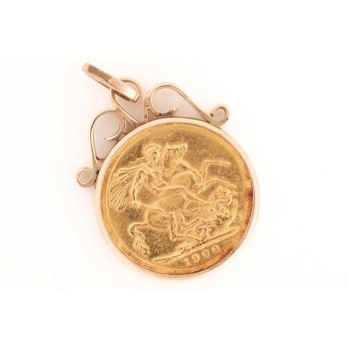 A full sovereign pendant, featuring a Victoria 1900 sovereig...