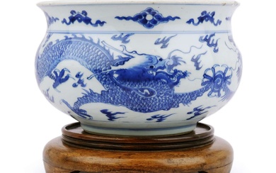 A large blue and white 'dragon' censer