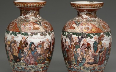 A pair of Japanese earthenware vases, early 20th c, enamelle...