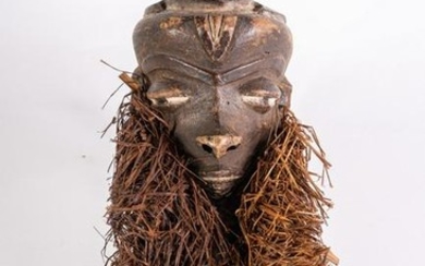 Arte africana Mbuya mask, PendeR.D..Congo.