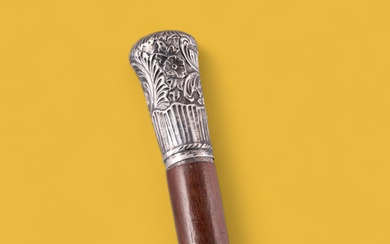 Bengala em madeira com castão em prata portuguesa, séc. XIX/XX, 833‰