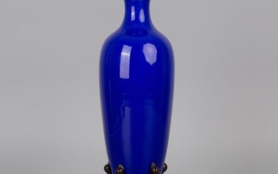Blue-glazed willow-leaf vase, Late Ming/Early Qing Dynasty