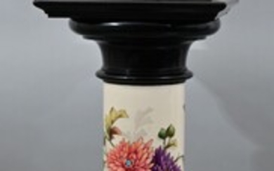 Blumensäule mit Cache-Pot / Flower column with cachepot
