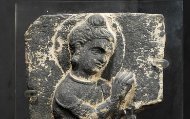 Buddha Art du Gandhâra, ca 2°-5° siècle Schiste.… Calendrier Art Précolombien - Art d’Asie - Nouvelle… Lot n° 62